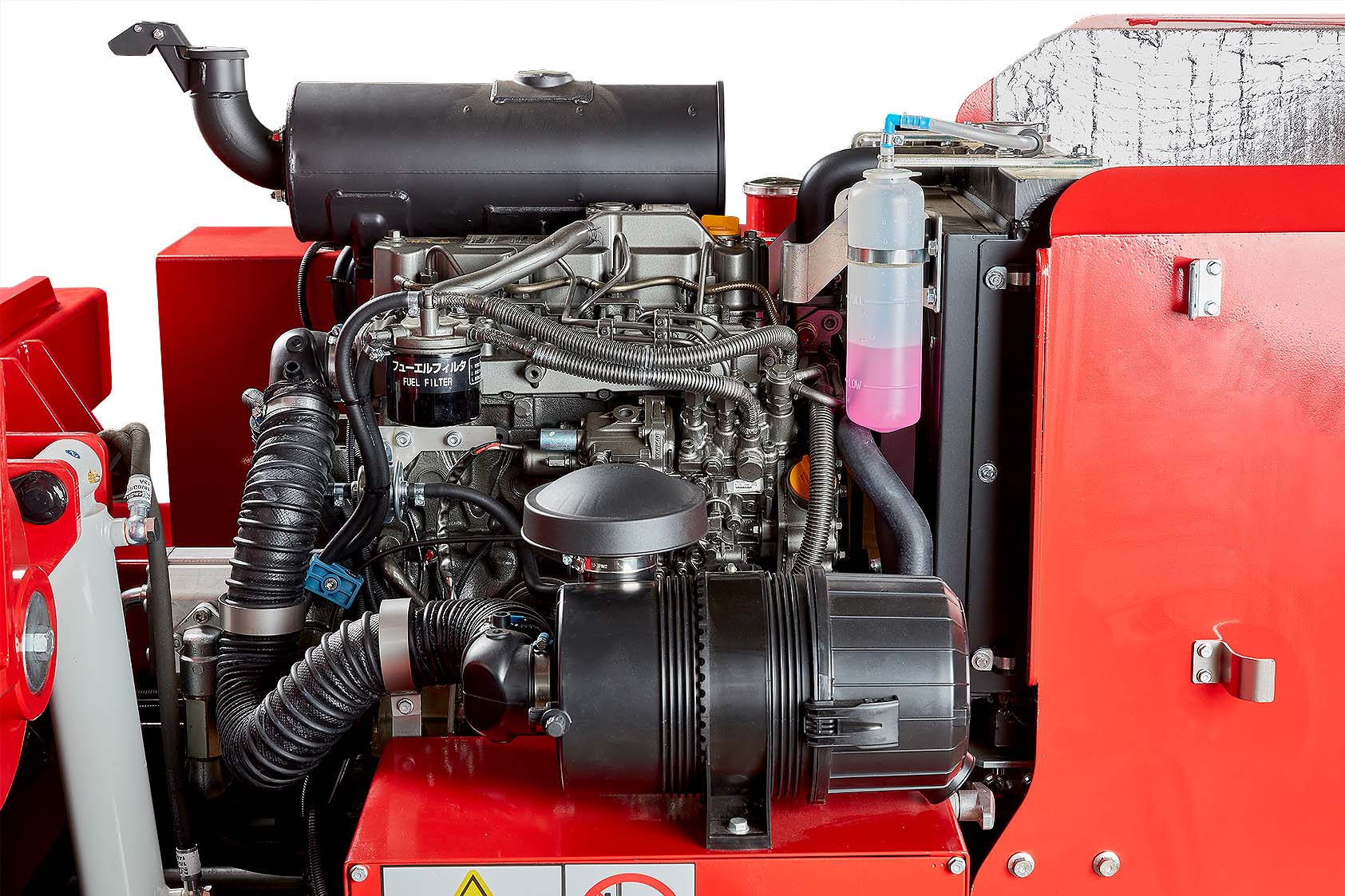 [ФОТО: Деталь дизельного двигуна, встановленого в палебійну машину TURCHI, моторний відсік відкритий]